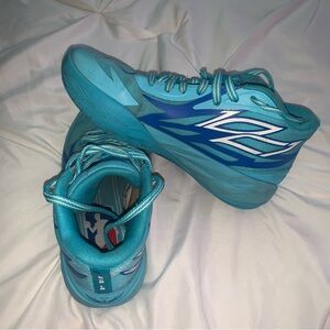 Puma Lamelo Ball Youth MB.02 (ROTY) Basketball shoes.